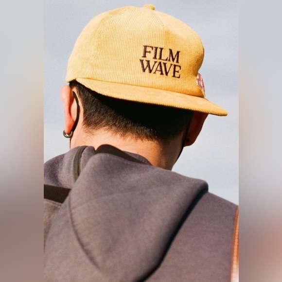 film wave Other - Mustard Cap